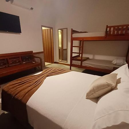 Suites Estou De Ferias Araquari Exterior photo